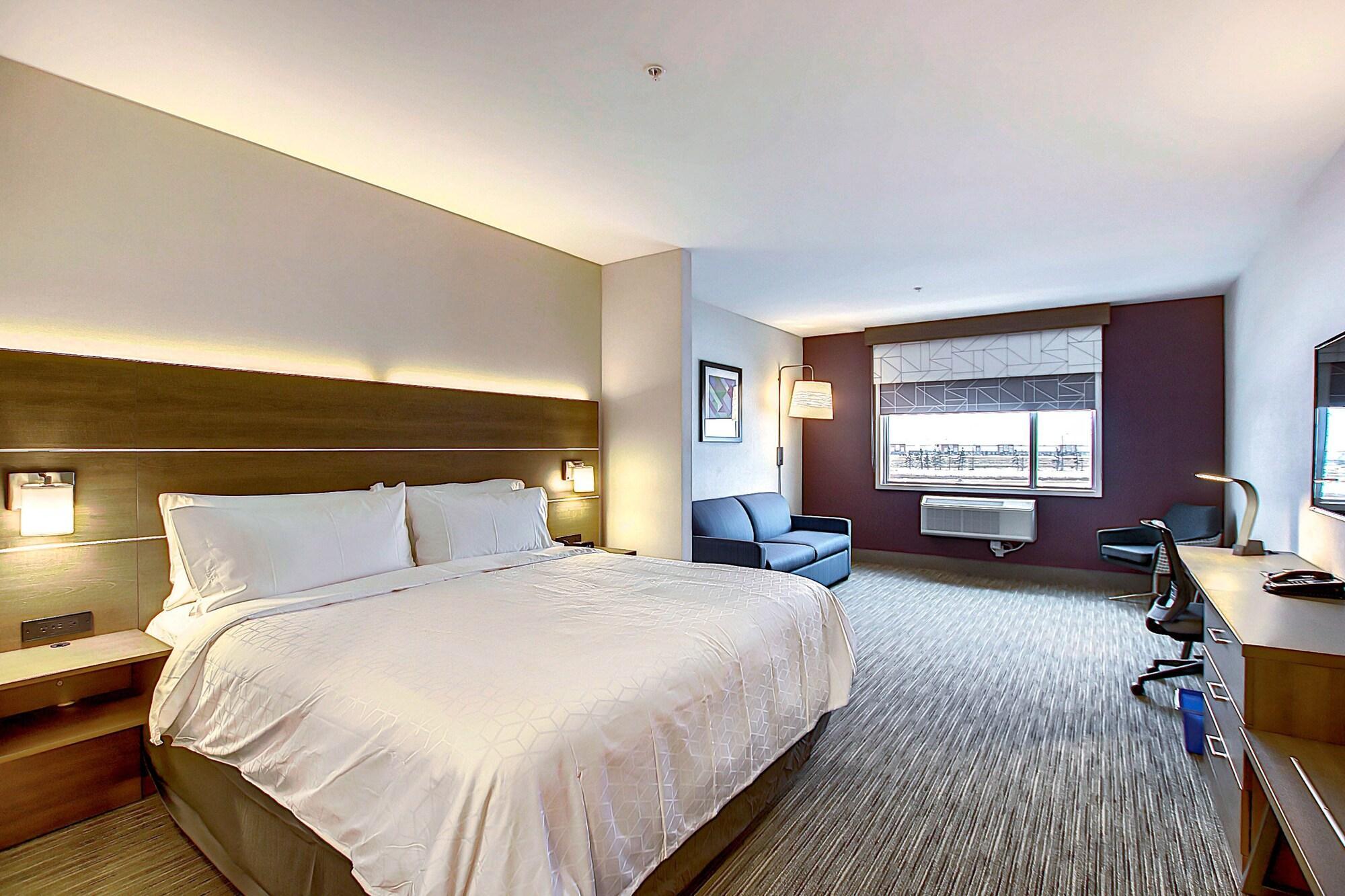 Holiday Inn Express & Suites - Calgary Airport Trail Ne By Ihg Exterior foto